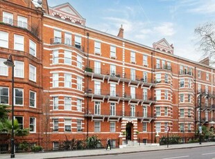 3 Bedroom Flat For Sale In Earls Court, London