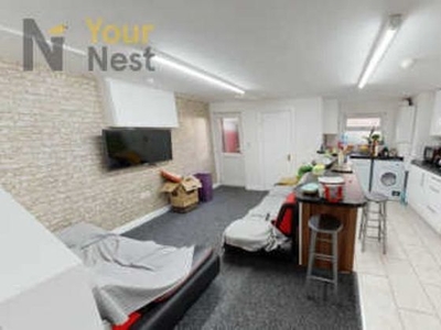 3 bedroom house to rent Leeds, LS4 2NN