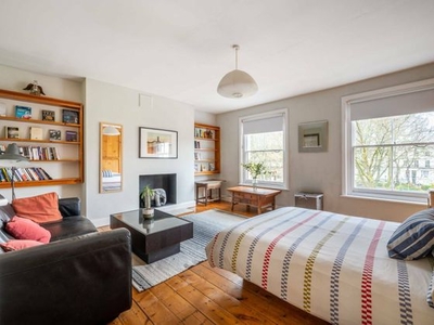 3 bedroom maisonette to rent London, W9 2DG