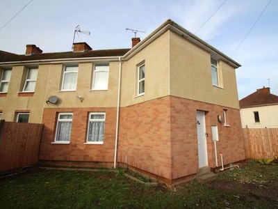 3 Bedroom Semi-detached House For Sale In Worcester