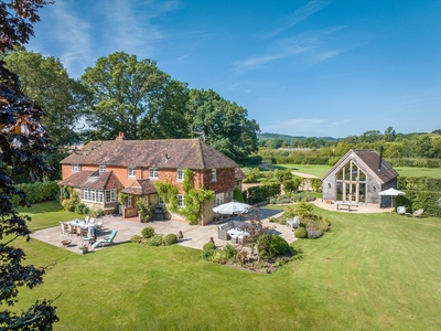 3.73 acres, Cooks Pond Road, Milland, West Sussex, GU30., Hampshire