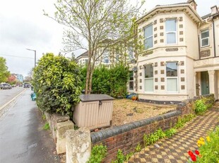 4 Bedroom Apartment For Sale In Bristol