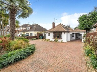 4 Bedroom Bungalow For Sale In Watford, Hertfordshire