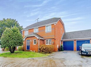 4 Bedroom Detached House For Sale In Crawley