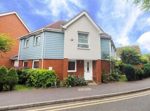 4 Bedroom Detached House For Sale In Yiewsley
