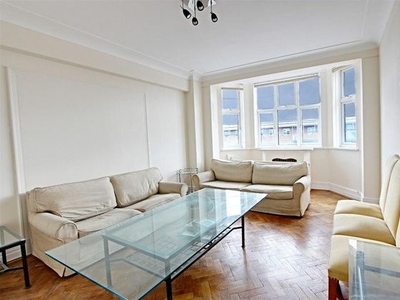 4 bedroom flat to rent Hampstead, NW3 5DR