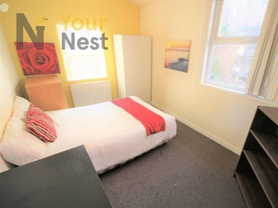4 bedroom house to rent Leeds, LS6 3EP