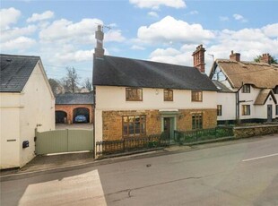5 Bedroom Detached House For Sale In Northampton, Northamptonshire
