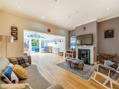 5 Bedroom End Of Terrace House For Sale In Alexandra Park Road, London