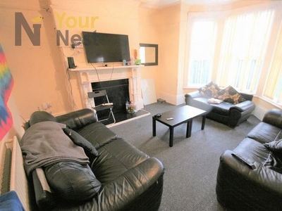 5 bedroom house to rent Leeds, LS6 3BQ