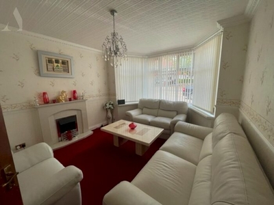 5 Bedroom Semi-detached House For Sale
