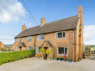 5 Bedroom Semi-detached House For Sale In Winchester, Hampshire
