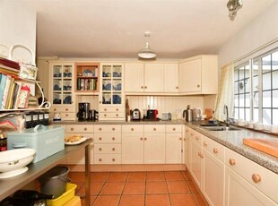 8 Bedroom Detached House For Sale In New Romney