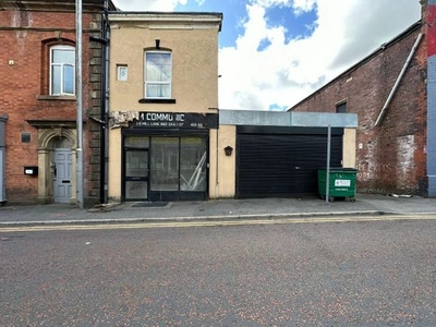 Shop to rent Blackburn, BB2 2AA