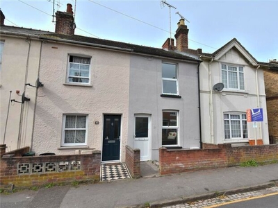 Terraced House To Rent