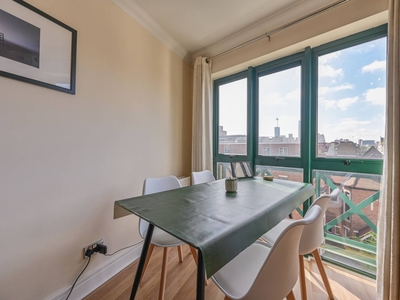 Flat in Medway Street, SW1P, Westminster, SW1P