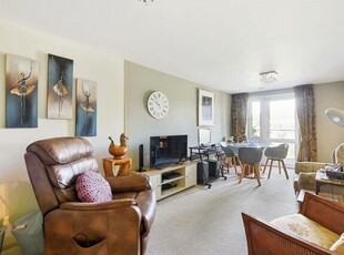 1 Bedroom Apartment For Sale In Denham, Uxbridge
