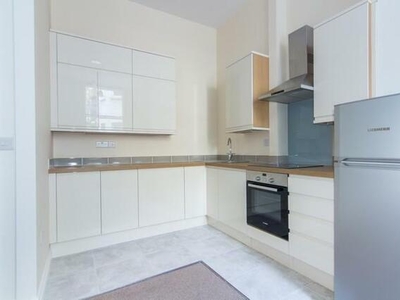 1 Bedroom Flat For Rent In Brook Green, London
