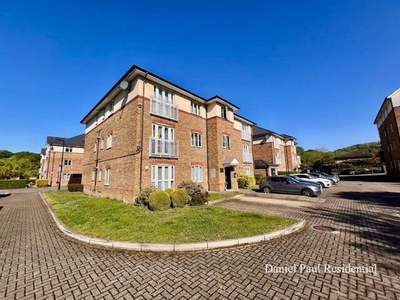 1 Bedroom Flat For Rent In Greenford, Middlesex