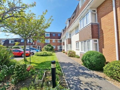 1 Bedroom Retirement Property For Sale In Avon Road, Bournemouth