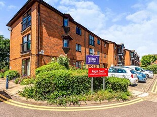 1 Bedroom Retirement Property For Sale In Hitchin