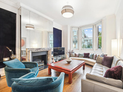 2 Bedroom Apartment For Rent In Chelsea
