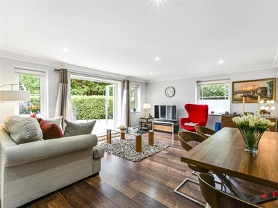 2 Bedroom Apartment For Rent In Esher, Surrey