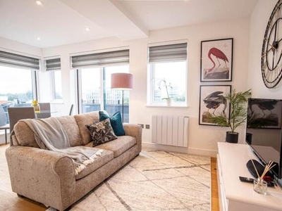 2 Bedroom Apartment For Rent In Slough, Berkshire