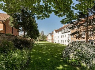 2 Bedroom Apartment For Sale In Bicester