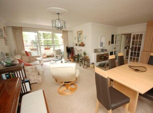 2 Bedroom Apartment For Sale In Bournemouth, Dorset