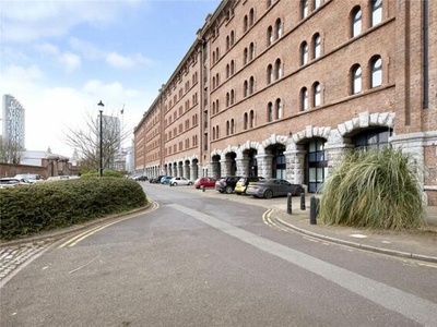 2 Bedroom Apartment For Sale In City Centre, Merseyside