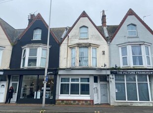 2 Bedroom Apartment For Sale In Eastbourne