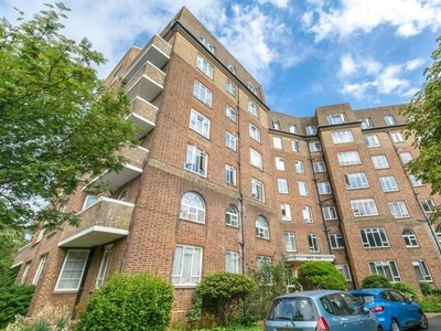 2 Bedroom Apartment For Sale In Furze Hill, Hove