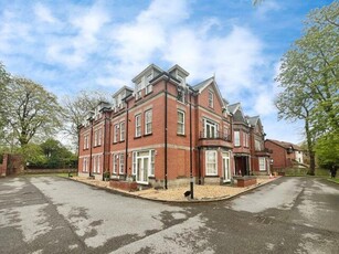 2 Bedroom Apartment For Sale In Heaton, Bolton