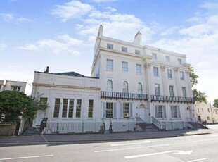 2 Bedroom Apartment For Sale In Leamington Spa