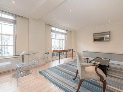 2 Bedroom Apartment For Sale In Mayfair, London