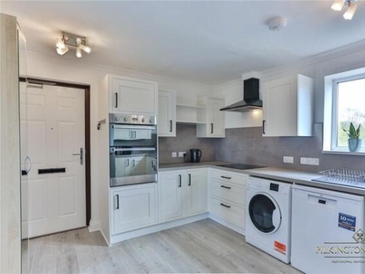 2 Bedroom Apartment For Sale In Plymouth, Devon