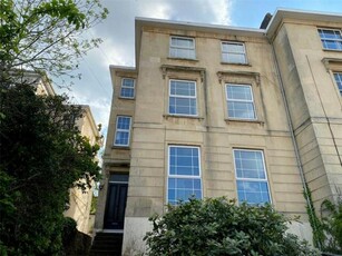 2 Bedroom Apartment For Sale In Redland, Bristol