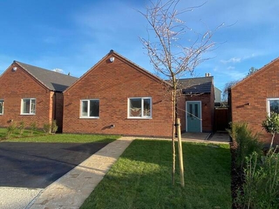 2 Bedroom Bungalow For Sale In Derby Road, Hilton