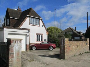 2 Bedroom Detached Bungalow For Sale In Laleham, Staines Upon Thames