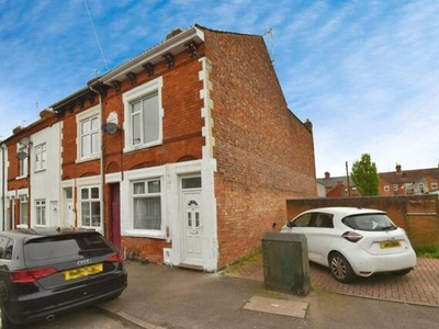 2 Bedroom End Of Terrace House For Sale In Wigston