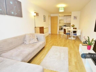 2 Bedroom Flat For Rent In Feltham