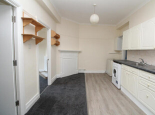 2 Bedroom Flat For Rent In Finchley