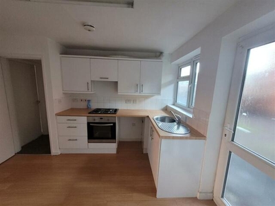 2 Bedroom Flat For Rent In London Road