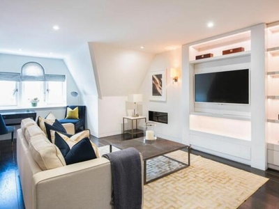 2 Bedroom Flat For Rent In Mayfair