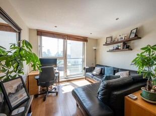 2 Bedroom Flat For Rent In Wandsworth Town, London