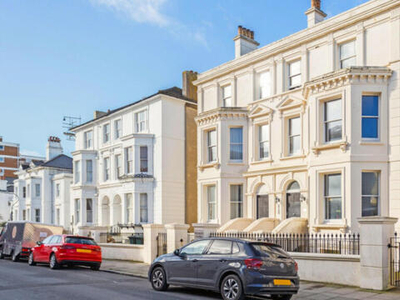 2 Bedroom Flat For Sale In 14-16 Albany Villas, Hove