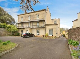 2 Bedroom Flat For Sale In Frenchay, Bristol