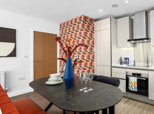 2 Bedroom Flat For Sale In Reading