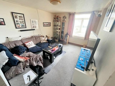 2 Bedroom Flat For Sale In Washington, Tyne And Wear